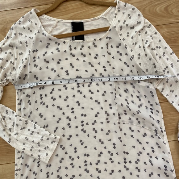 Anthropologie long-sleeve tee - Picture 4 of 5